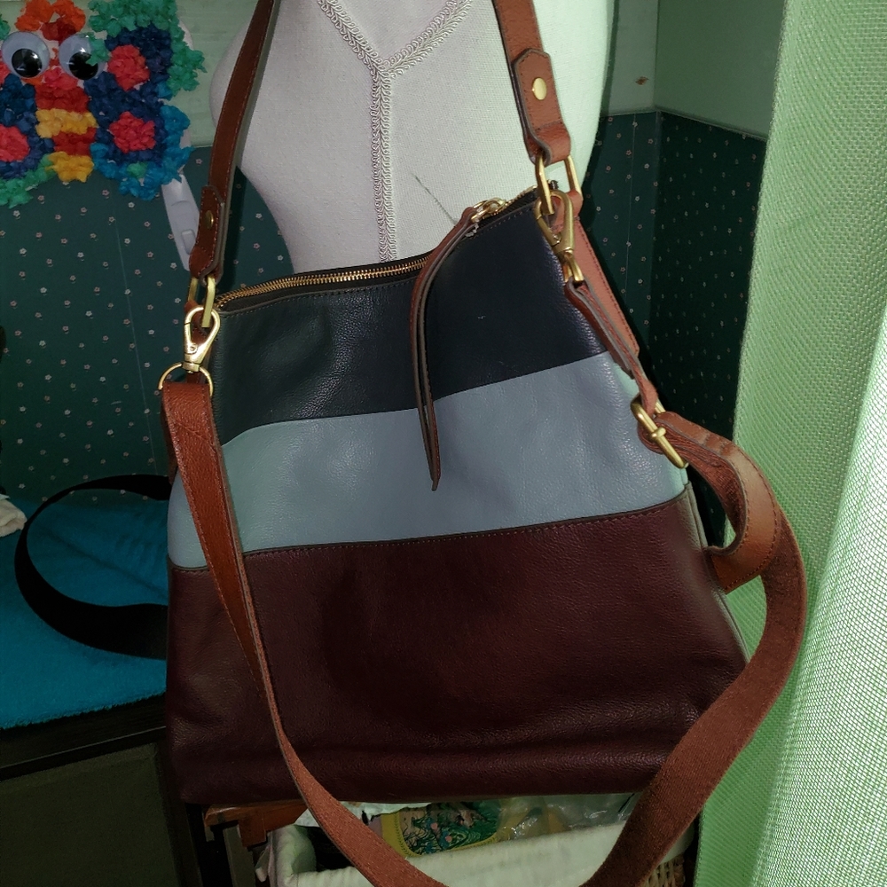 FOSSIL EUC LEATHER CROSSBODY